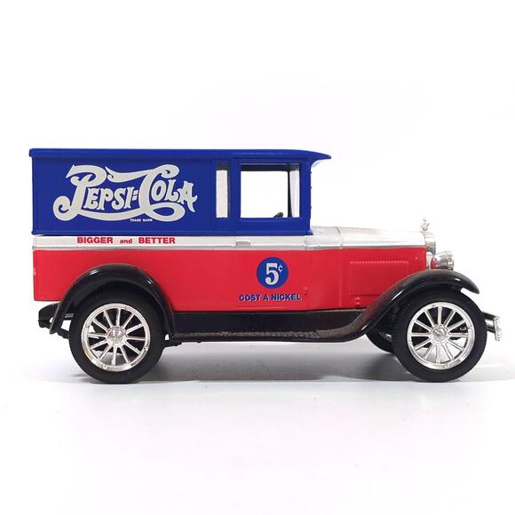 Liberty Classics 1928 Chevy Pepsi Delivery Van Metal Collector Bank Box Diecast - Picture 2 of 11